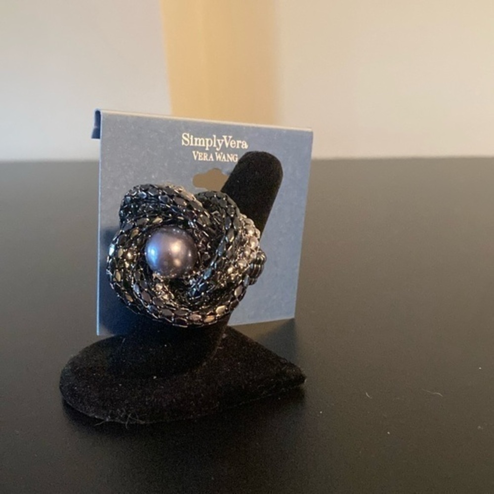 Simply Vera Vera Wang Black and Silver Twisted Ring